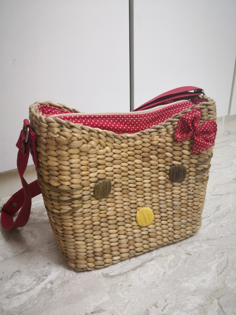 Hello kitty rattan bag top