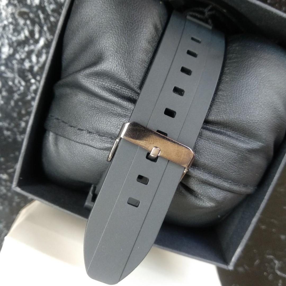 Cole Reaction Watch, Men's Fashion, Watches & Accessories