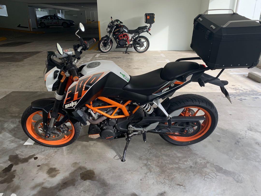 KTM DUKE 390 ABS Model, Motorcycles 