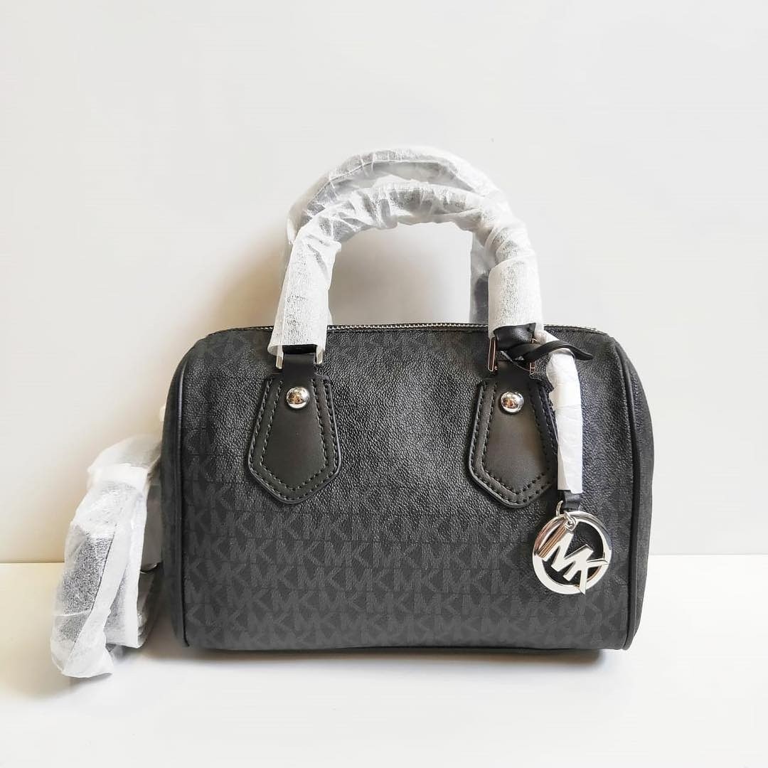 Mk aria outlet small satchel