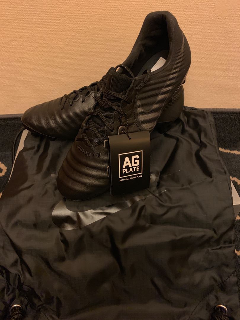 nike artificial grass football boots