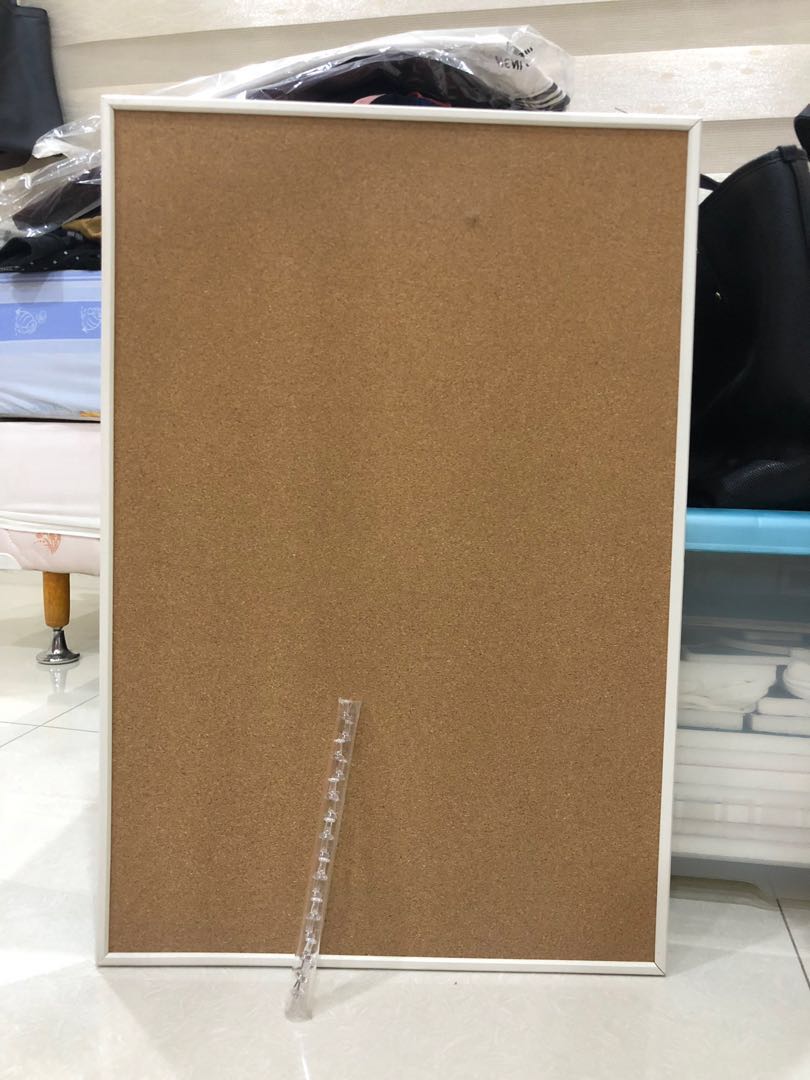 Pin Board (IKEA) Vaggis Noticeboard, Desain & Kerajinan Tangan, Alat