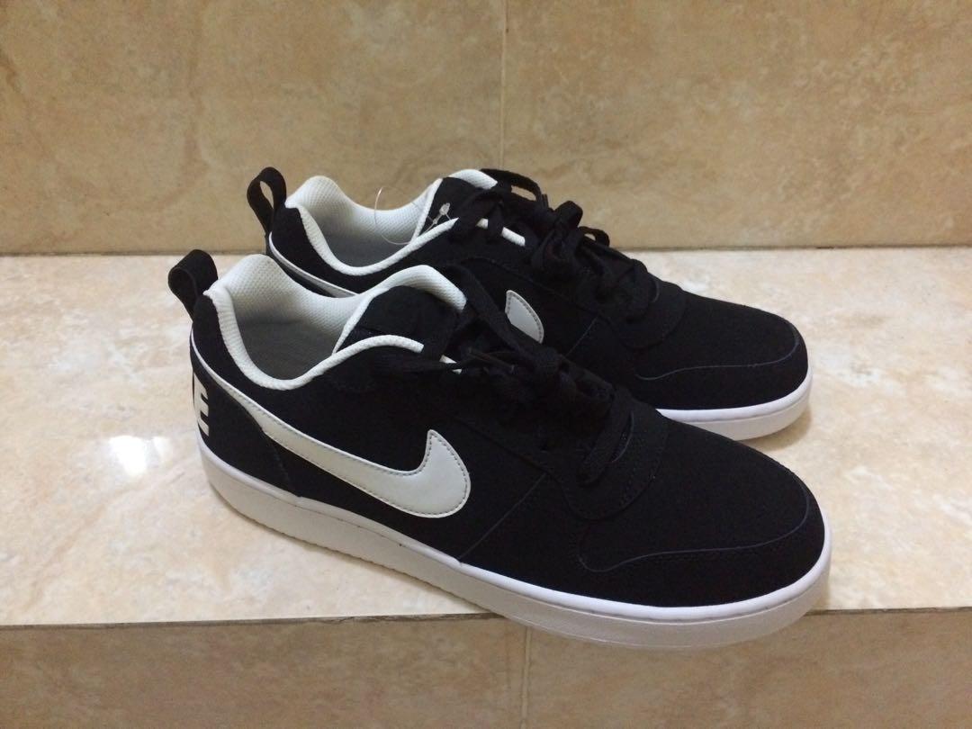 nike court borough 44