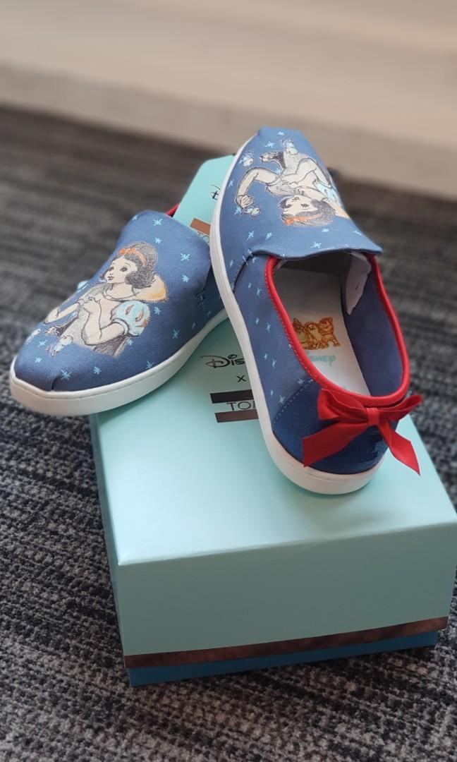 Snow white toms new arrivals