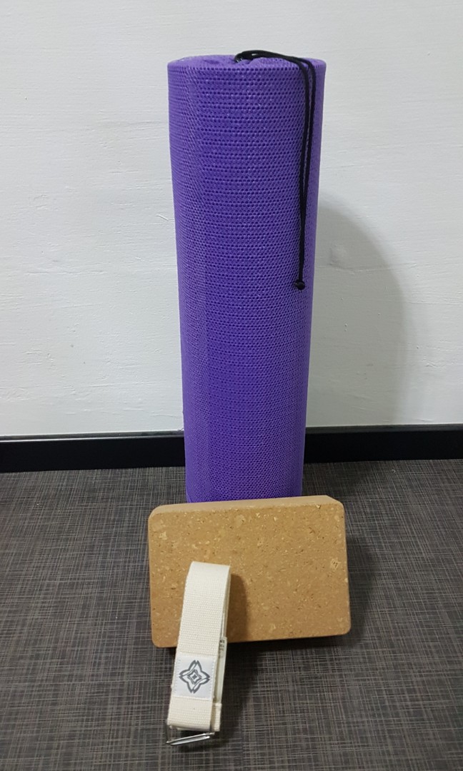 Yoga equipment set, Sports Equipment, Exercise & Fitness, Toning