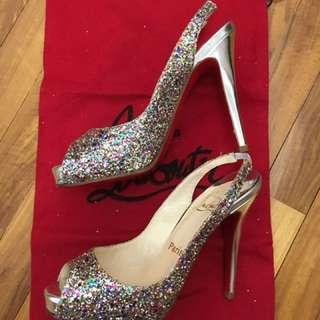 2nd hand louboutin shoes
