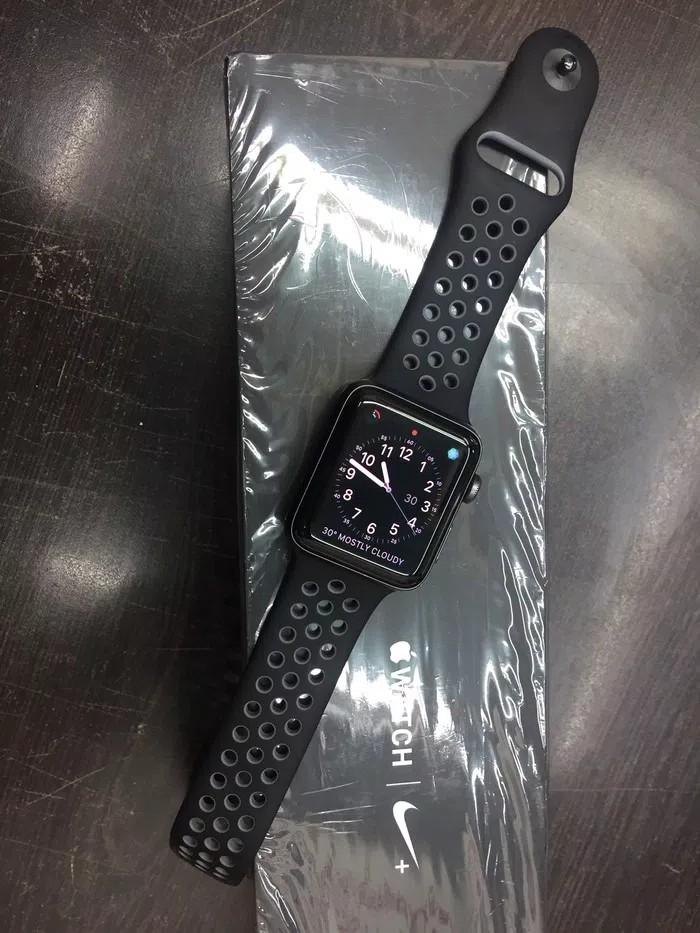 Harga apple watch 2025 series 2 nike second