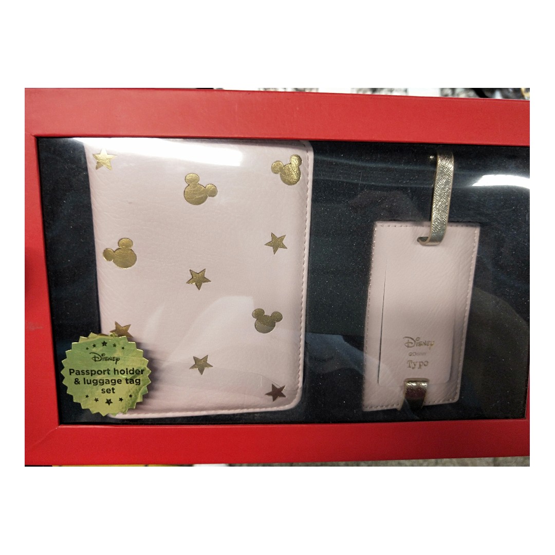 disney passport holder and luggage tag