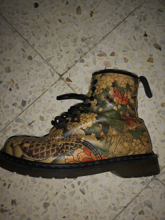 Dr Martens Koi Tattoo FREE ori Adidas NEO