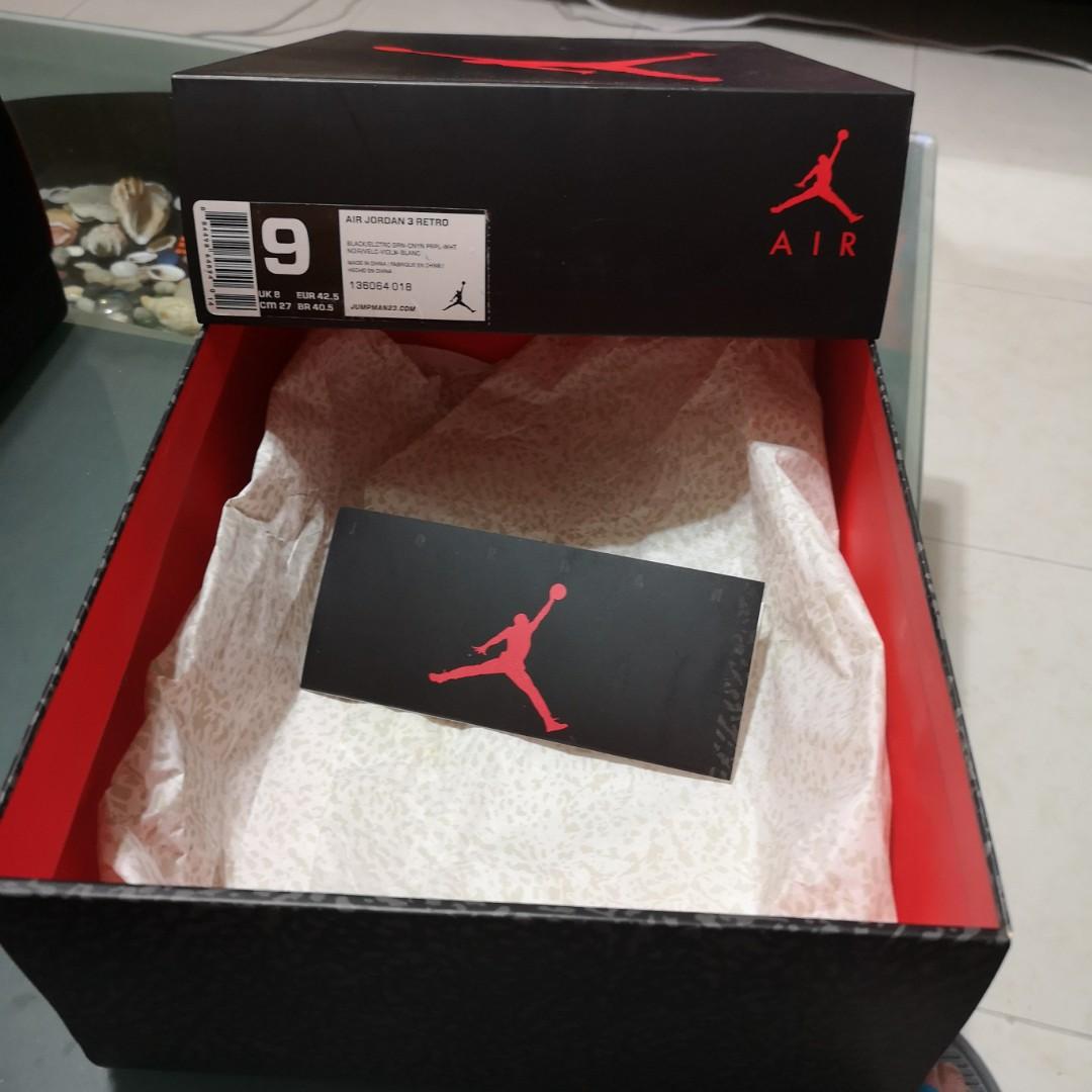 empty jordan 1 box