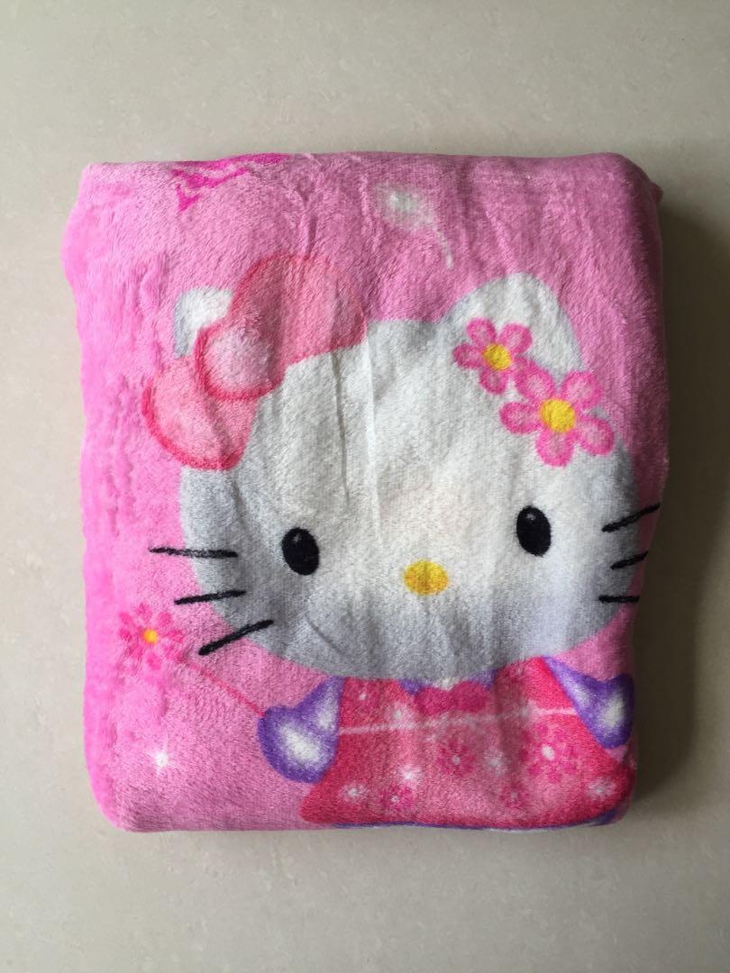 Hello Kitty Blanket Selimut