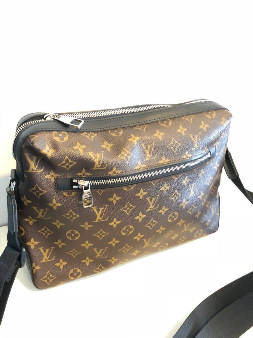 Louis Vuitton M40635 Torres PM Monogram Macassar (SR4141)) Messenger Bag