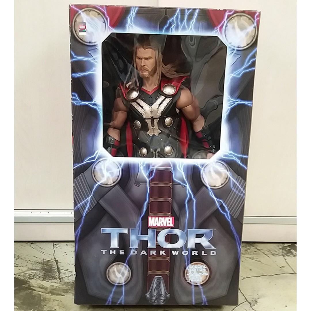 Neca thor best sale