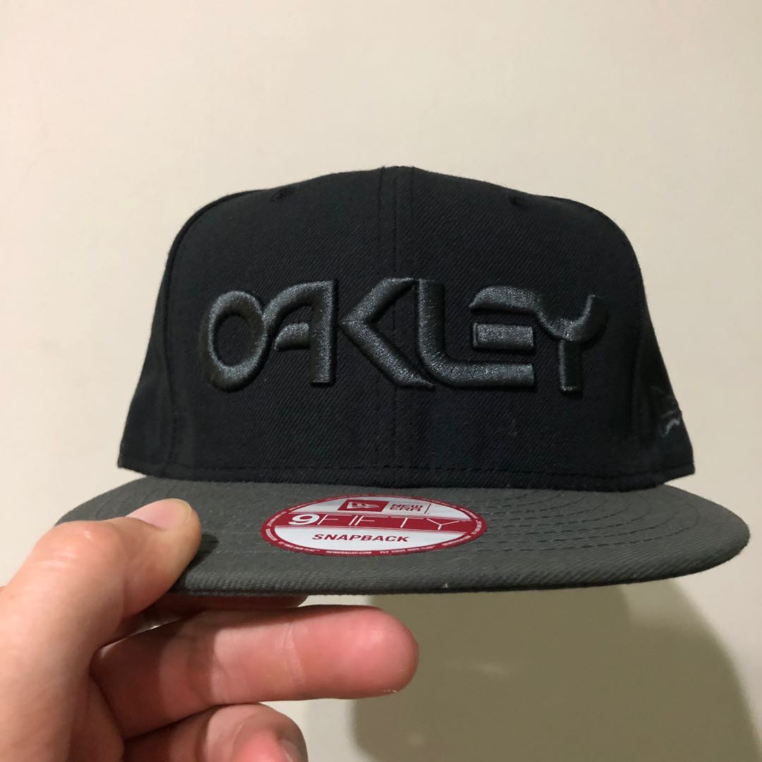 oakley new era