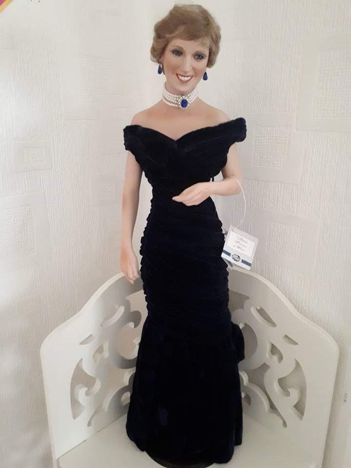 Princess diana hotsell ceramic doll