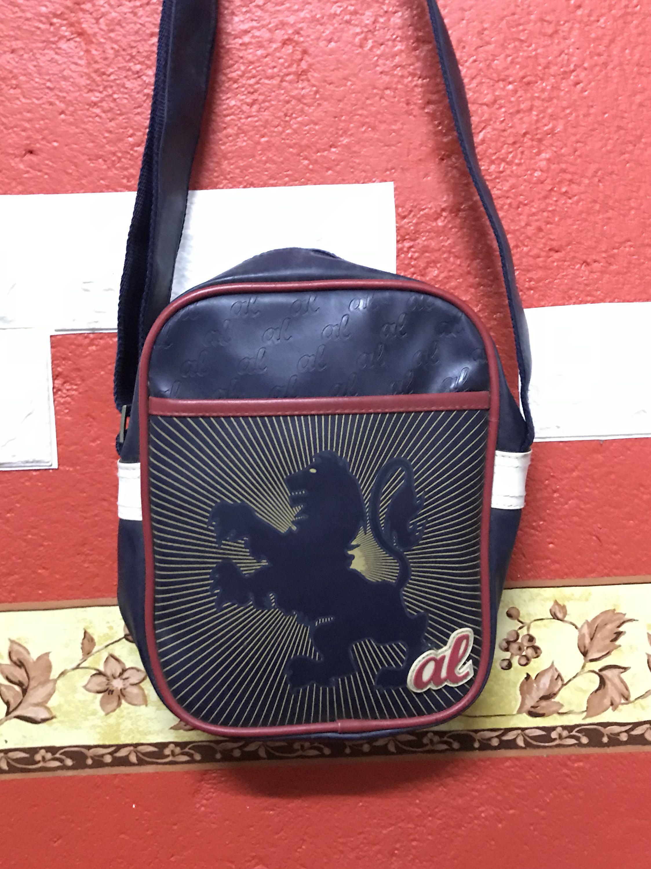 Al ikhsan on sale sling bag