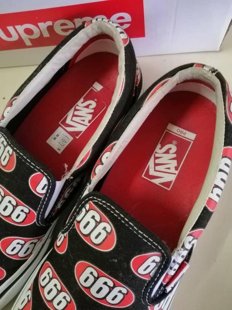 Vans Slip-On Supreme 666 checker Size 8 PRE OWNED 100% AUTHENTIC