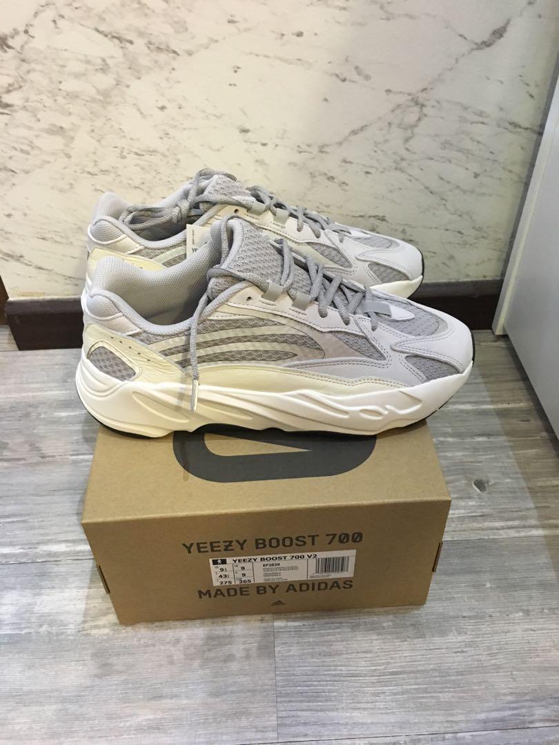 Adidas yeezy 700 reflective online