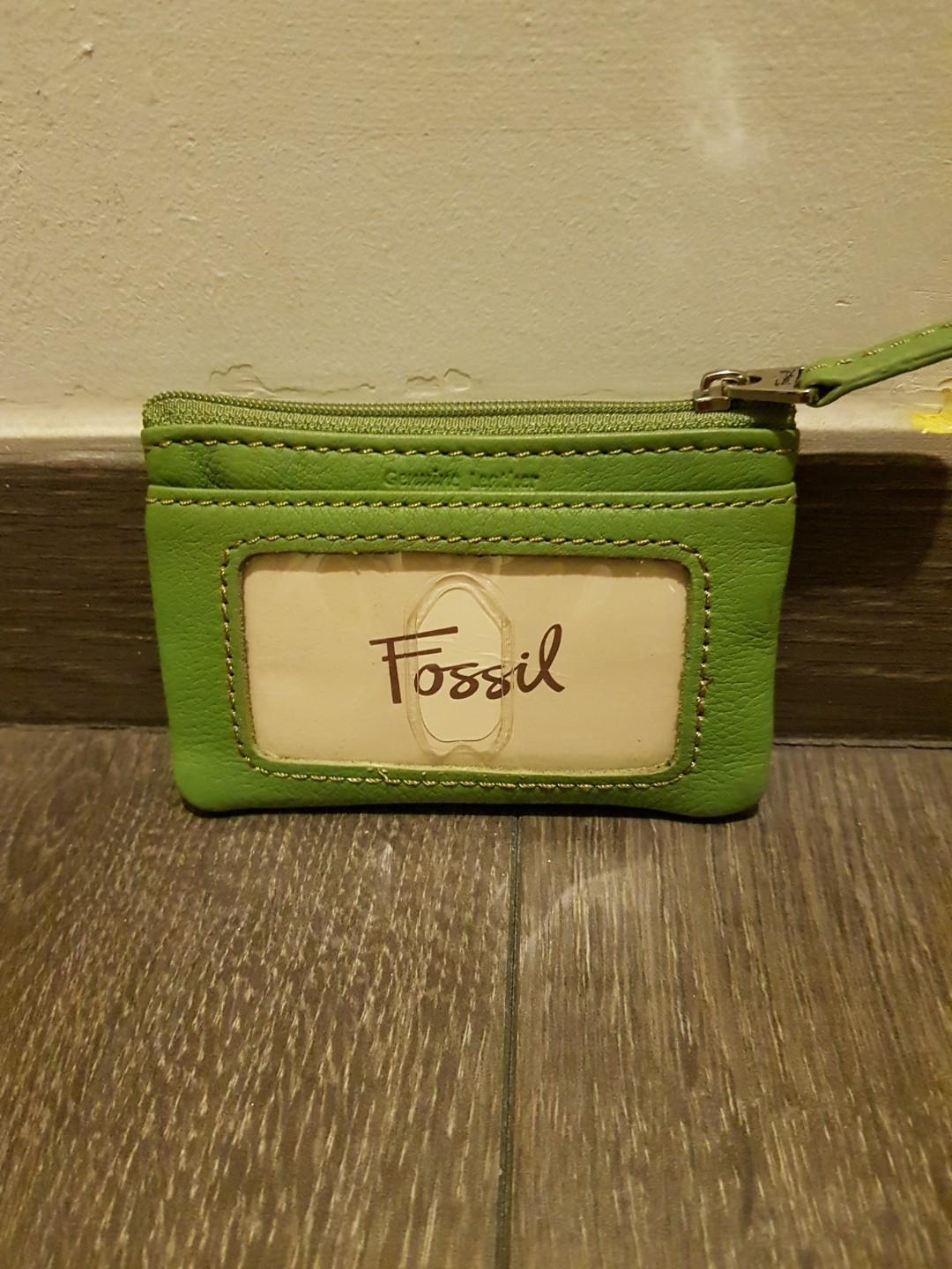 fossil wallets clearance