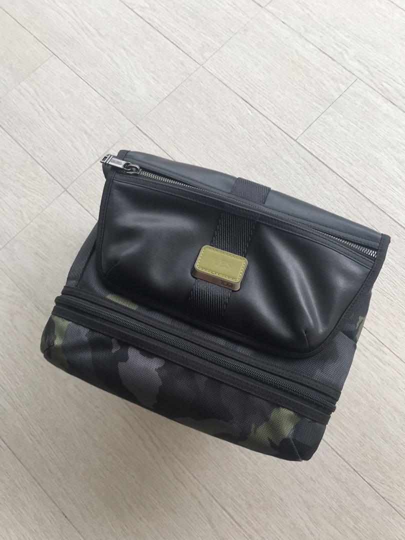 EXCLUSIVE TUMI TRAVIS CROSSBODY Men s Fashion Bags Sling Bags on Carousell
