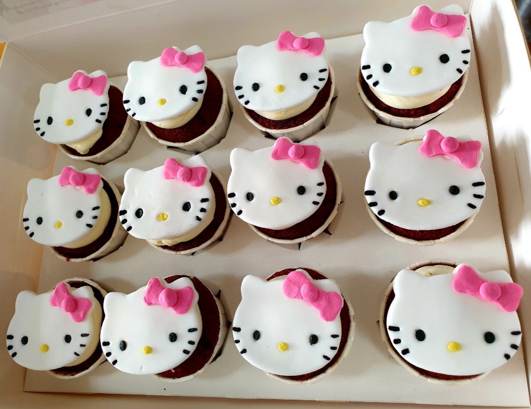 Hello Kitty Cupcakes Food Drinks Baked Goods On Carousell