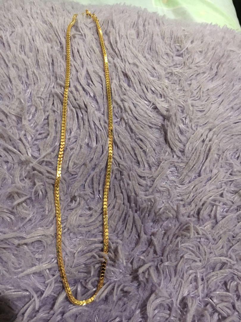 Kalung Emas Fashion Ga Hitam Berat 10gram Freongkir Jabodetabek Fesyen Wanita Perhiasan Di Carousell