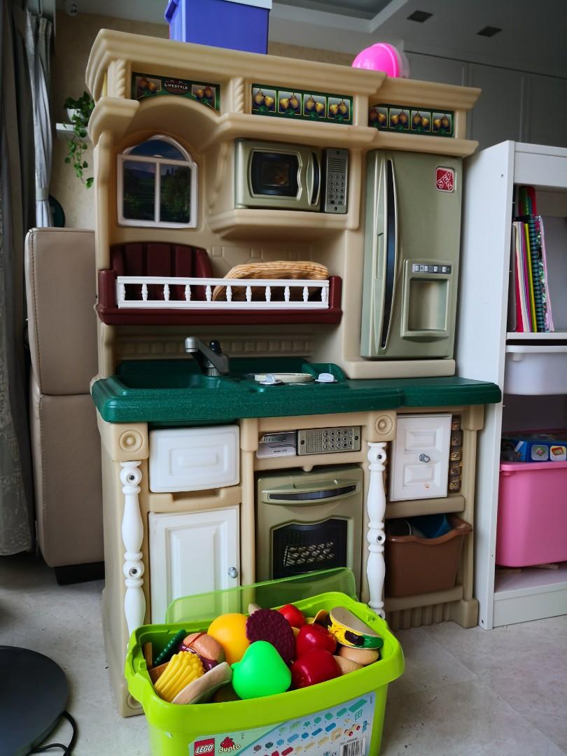 step2 little bakers kitchen playset