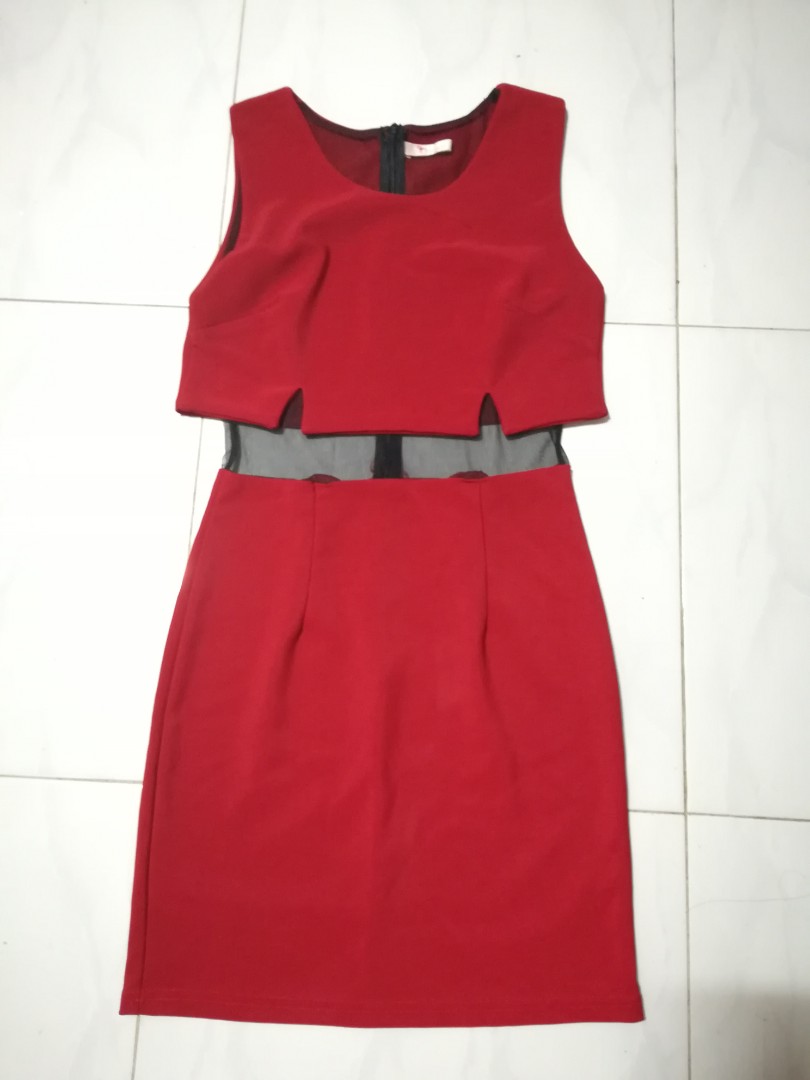 Red Sunday Dresses