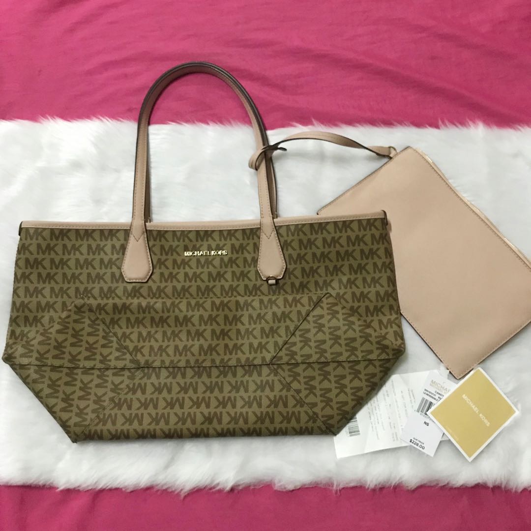 Michael Kors Large Candy Reversible Tote MK, Luxury, Bags & Wallets on  Carousell