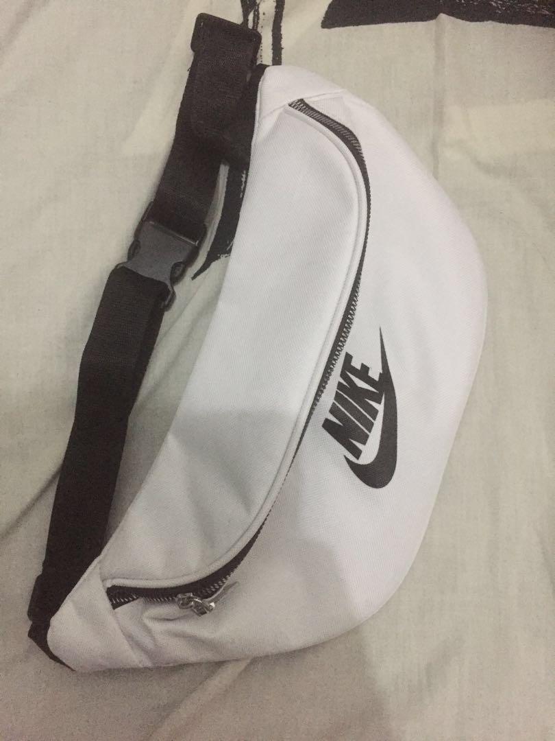 chest bags nike
