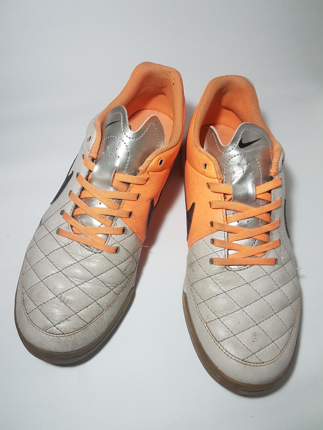 tiempo nike futsal