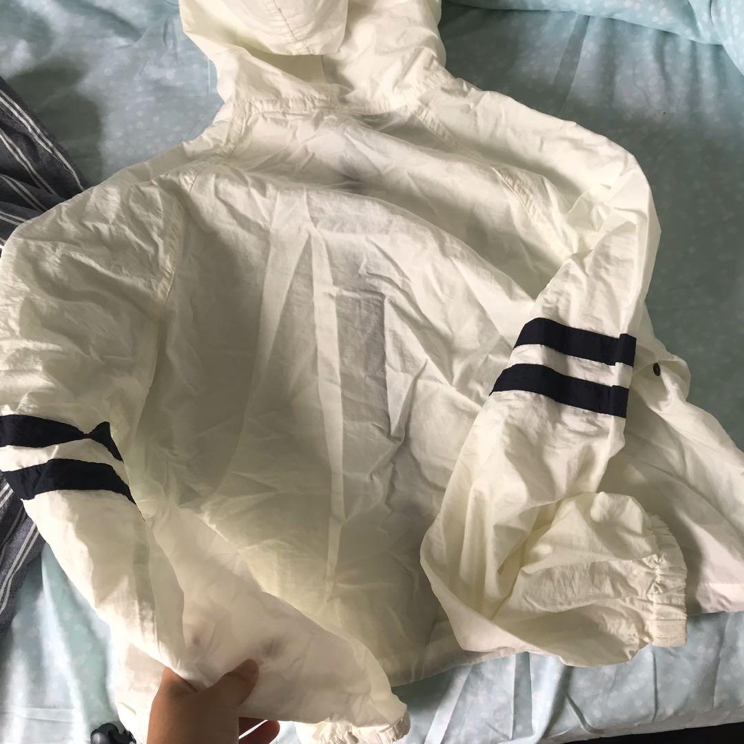 henrietta windbreaker jacket