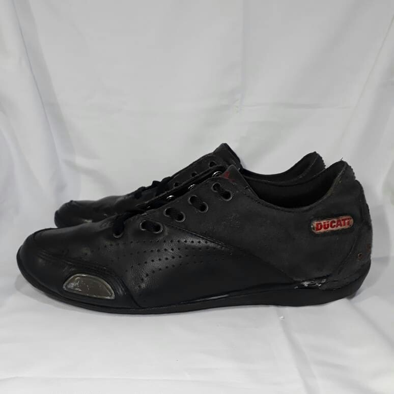 Sepatu puma ducati clearance