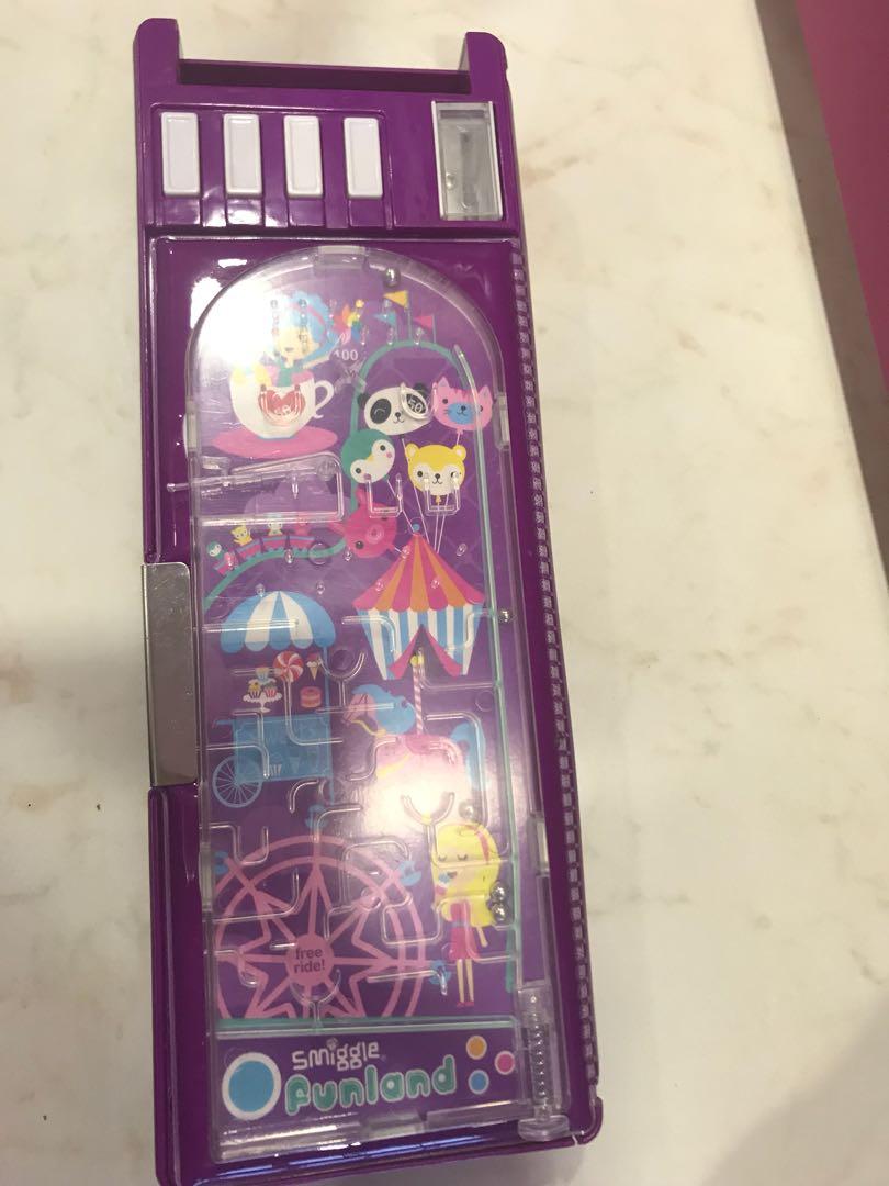 Smiggle pencil case (Category: Stationery & School Supplies) located in Singapore. Submitted by trendyplus20 (Listing ID 211856478, Image 1). Description: Smiggle pencil case $11 Bought new but never use Meet up at jurong east / Chinese garden .