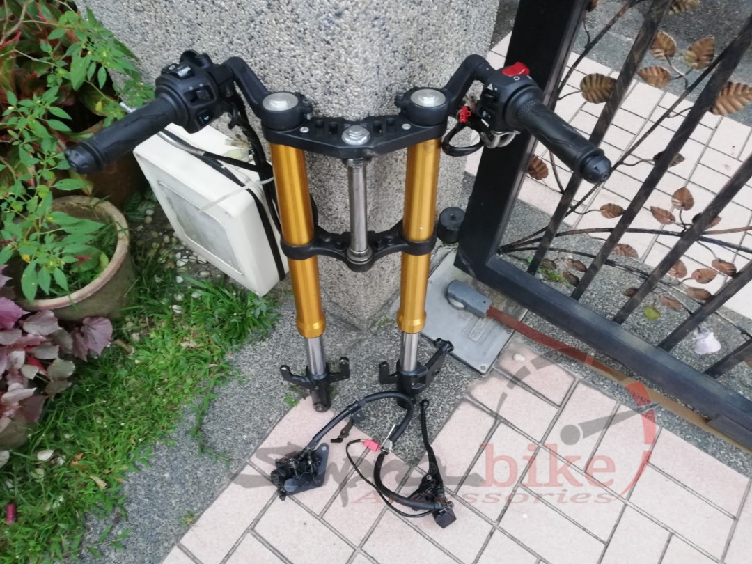 r15 v3 front fork price