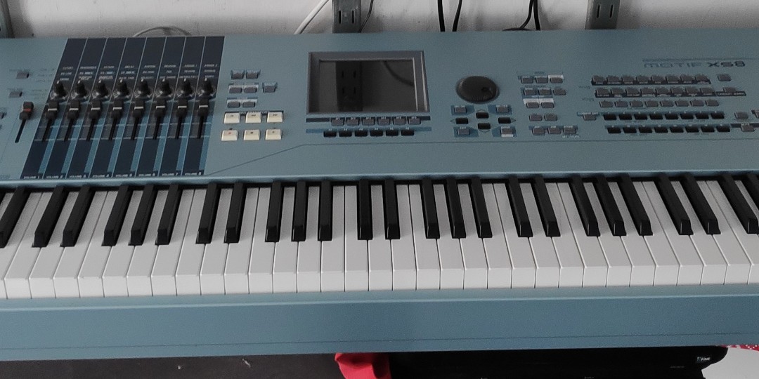 Yamaha Motif Xs 8 Music Media Music Instruments On Carousell