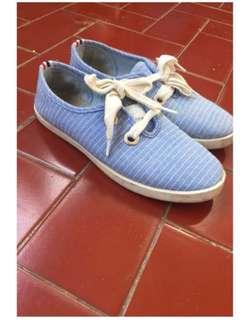Sepatu Cotton On