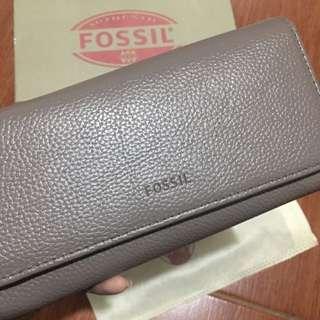 Dompet Fossil