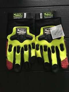 Ringers glove impact
