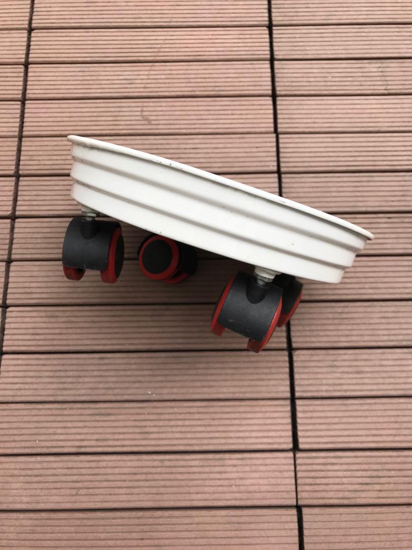 盆栽移動盤盆栽底盤盆栽車 傢俬 家居 Gardening Plants Carousell