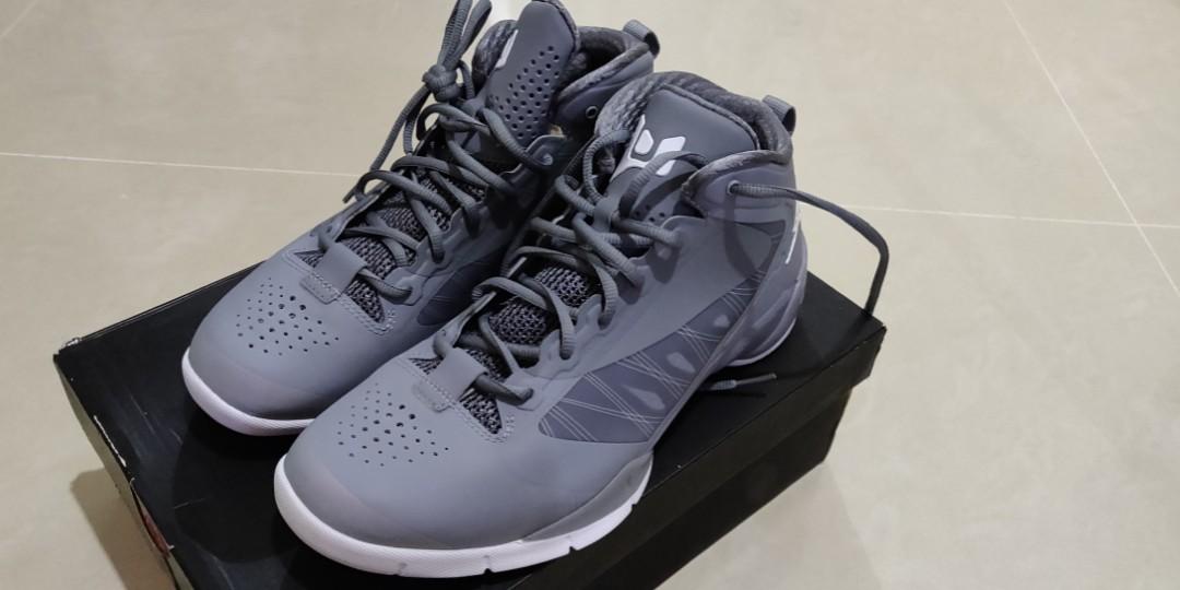 jordan fly wade 2