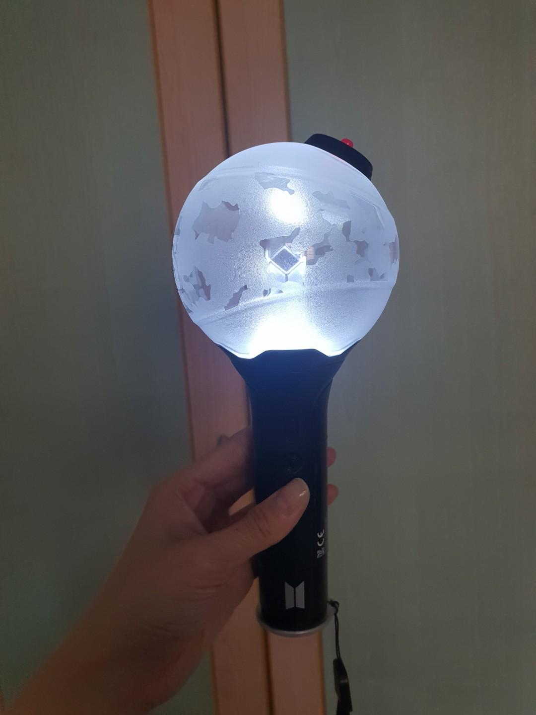 BTS Official Lightstick Ver. 3 (Army Bomb), Hobbies & Toys, Memorabilia