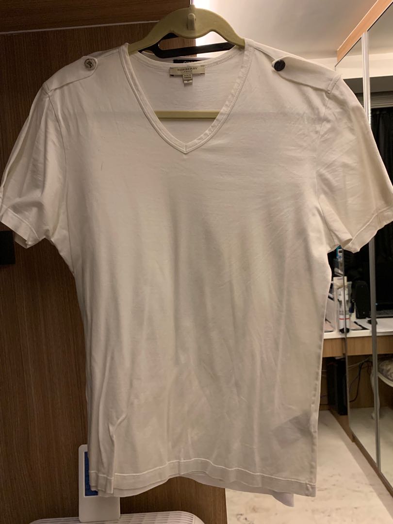 Burberry T-Shirt, Luxury, Apparel on Carousell