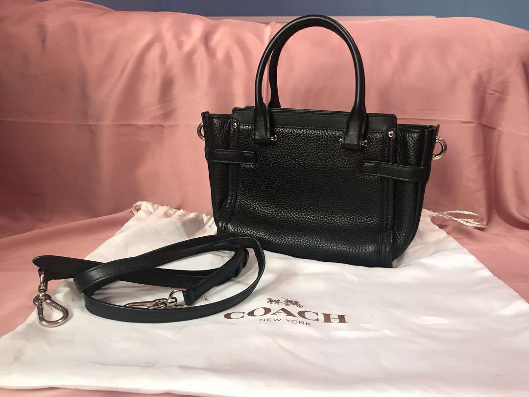 Coach swagger cheap 21 black
