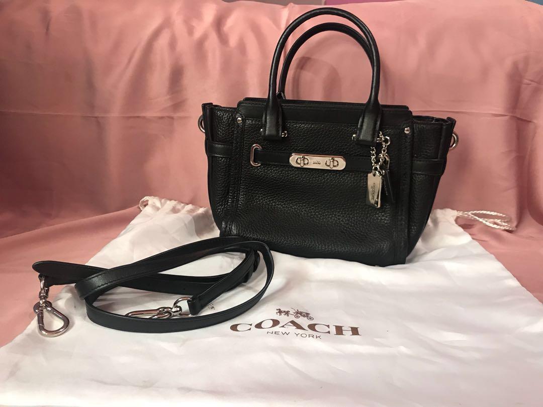 Coach swagger 21 black hot sale