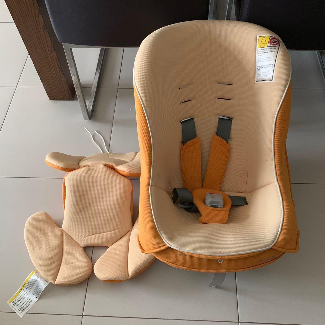 Combi Coccoro Car Seat Orange Dark Brown
