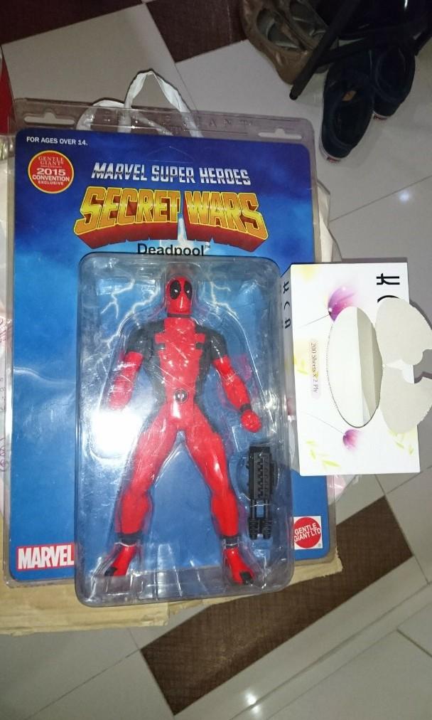 giant deadpool figure