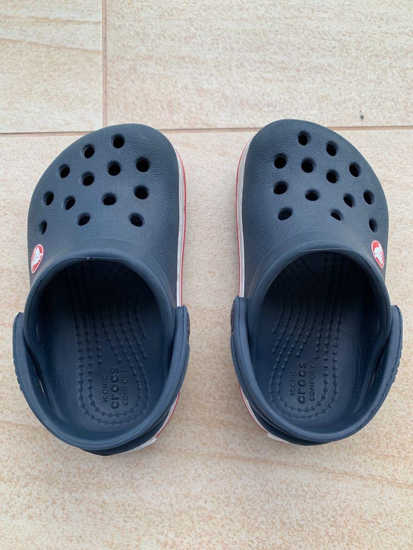 junior crocs size 5