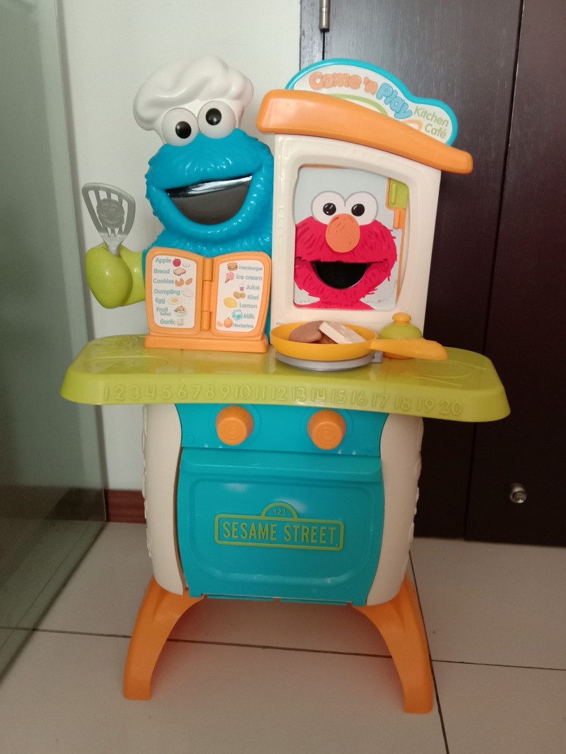 elmo toy kitchen