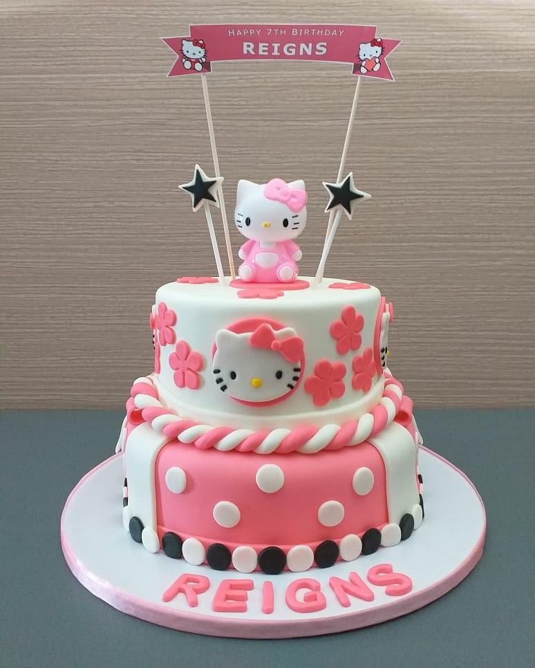 Hello Kitty Birthday Cake Food Drinks On Carousell